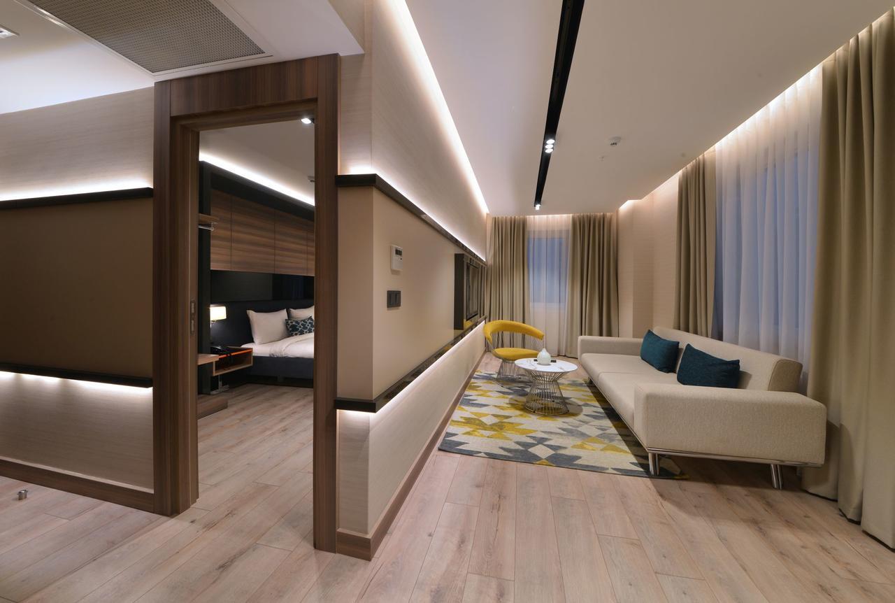 Nish Palace Exlusive Suites イスタンブール エクステリア 写真